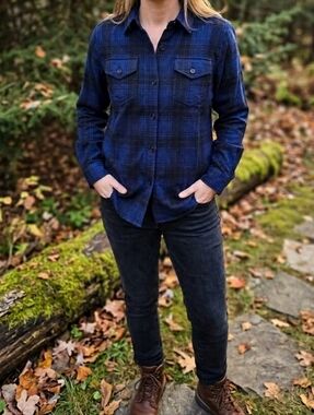 Tilley Endurables Blue & Black Plaid Flannel Button Down Shirt NWT Small